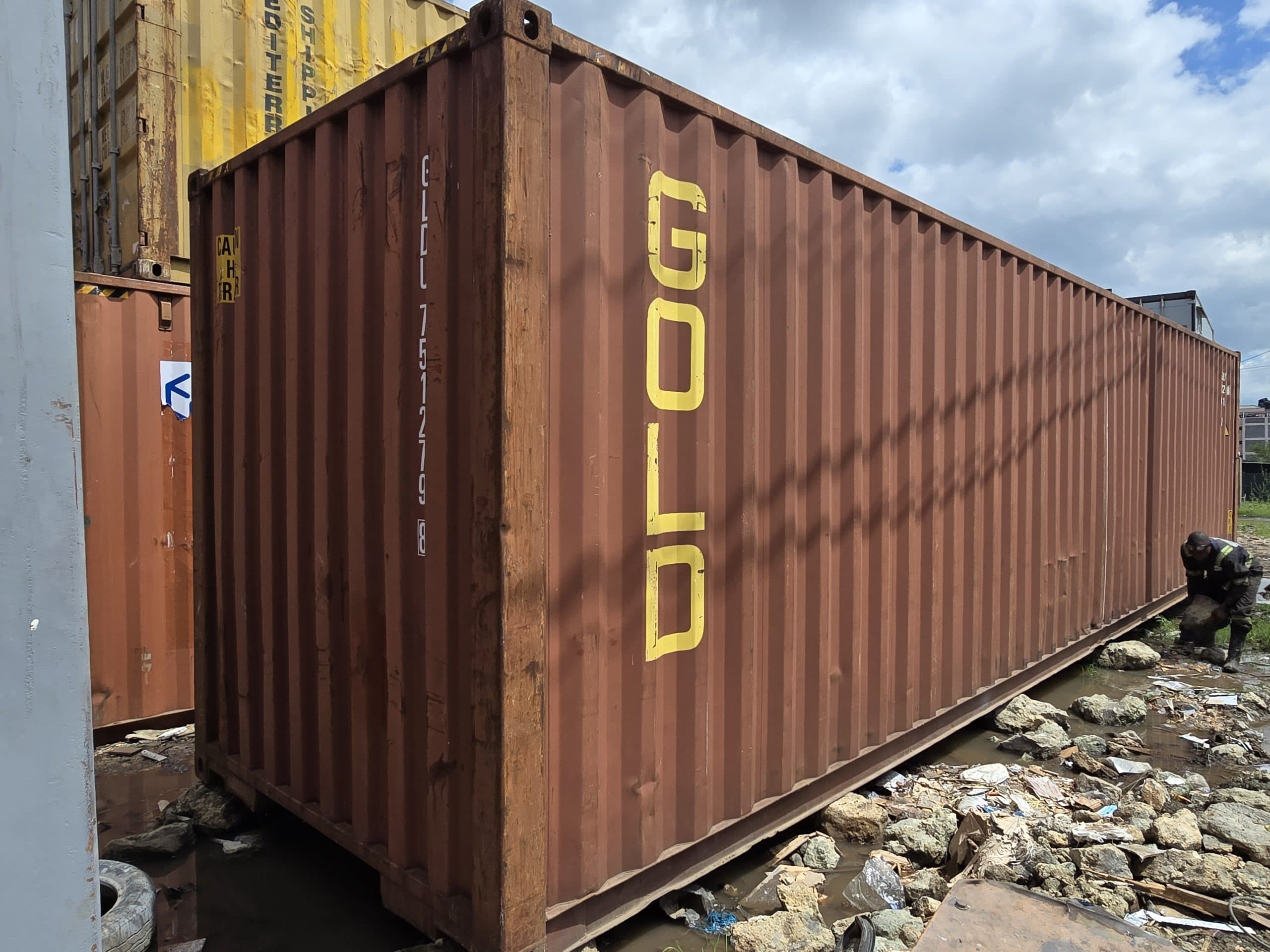Dry shipping container Kenya 4
